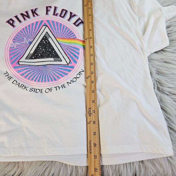 Pink Floyd Dark Side of the Moon T‑Shirt White Crop Graphic Tee XL Grunge Rocker - Picture 7 of 8